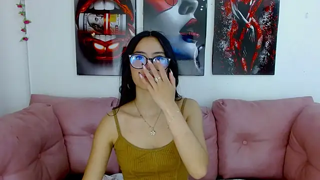 Miahotcs1 online show from April 17, 3:03 pm