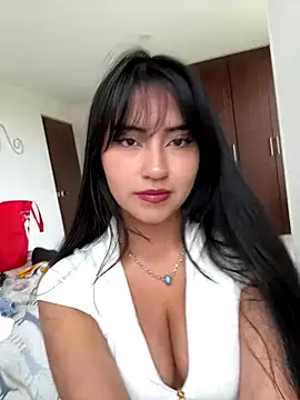 Snapshot of _Layla69_ chatting on October 1, 7:08 pm Layla69 online show from October 1, 7:08 pm