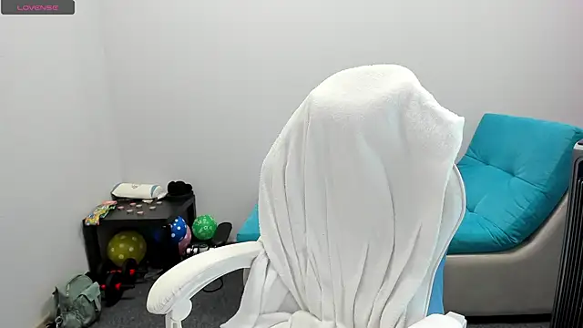 juliamurr 18 online show from October 29, 1:54 am