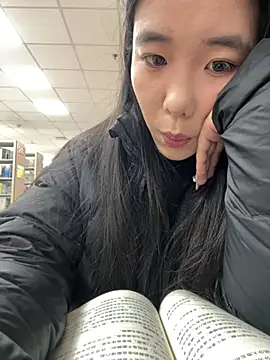 luluya1314 online show from March 10, 11:25 am