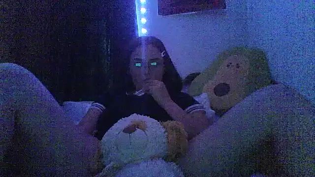 Snapshot of jenmarquez_ chatting on November 1, 10:03 pm jenmarquez online show from November 1, 10:03 pm