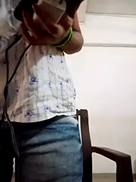 Love Foreverr12 online show from November 13, 9:19 am