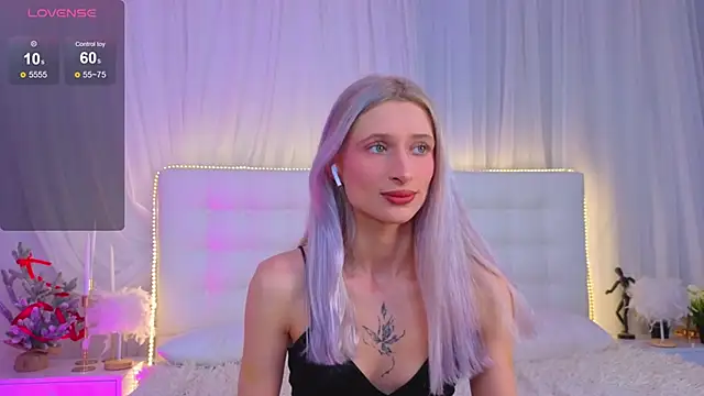 Monica Leen online show from February 10, 7:11 am