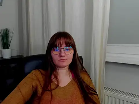 Julie Diamond online show from November 19, 3:12 pm