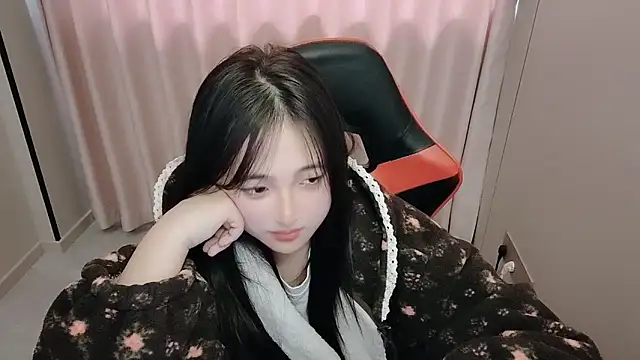 xxz98 online show from April 11, 7:45 am