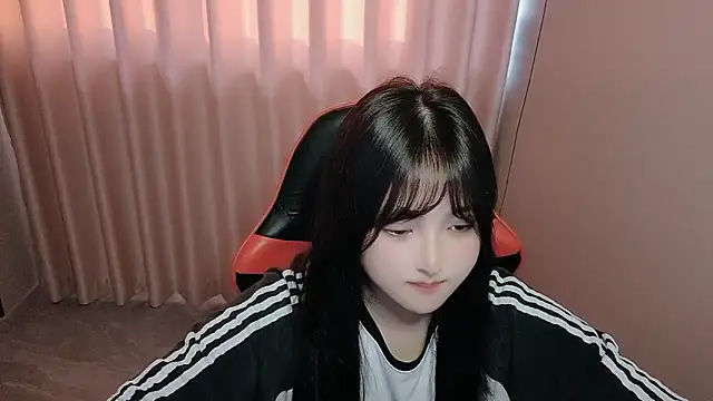 xxz98 online show from April 18, 10:18 am