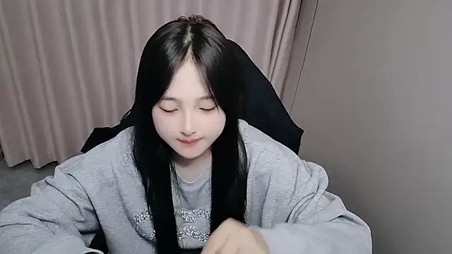 xxz98 online show from April 15, 9:04 pm