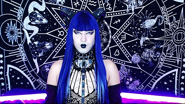 naomi satan online show from April 1, 12:55 am