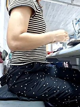 irina hana online show from November 18, 2:45 am