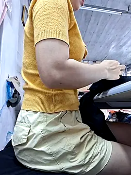 irina hana online show from October 31, 6:50 am