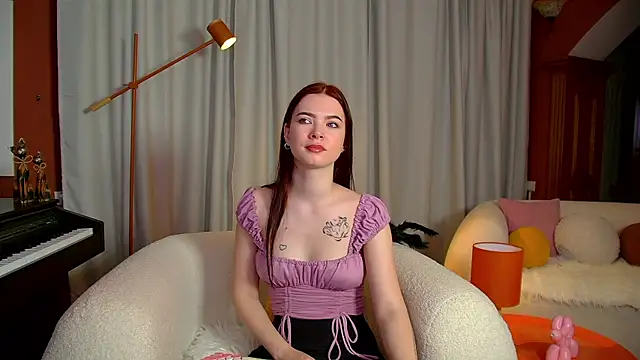 MelissaMays online show from October 21, 6:56 pm