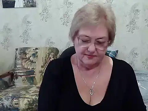 Renata62011 online show from November 17, 1:01 pm