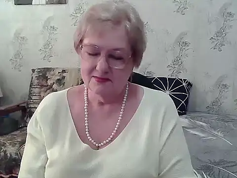 Renata62011 online show from March 27, 12:39 pm