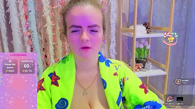 Luisa Rosee online show from December 17, 9:30 pm