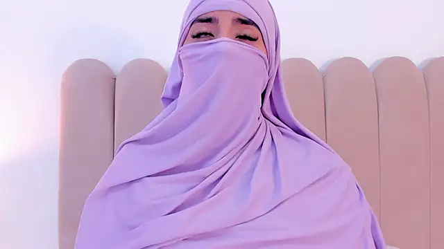Snapshot of Jasmin_hamdan chatting on October 8, 9:52 pm Jasmin hamdan online show from October 8, 9:52 pm