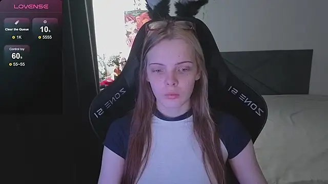 Luna Navy online show from October 26, 9:16 am