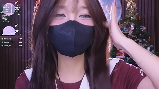      Panda      online show from January 7, 4:10 pm