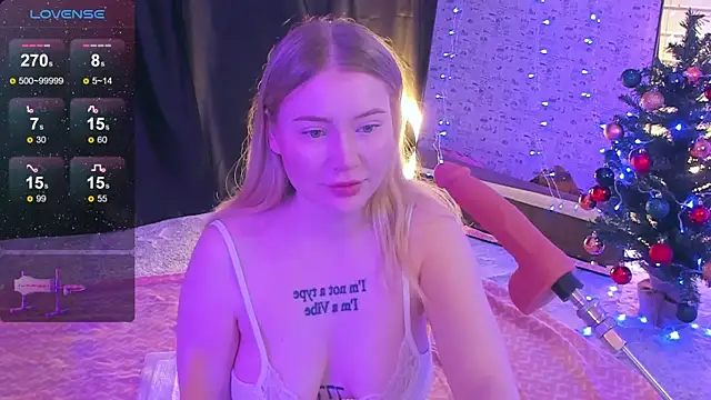 Lillie Berry online show from December 23, 4:49 am