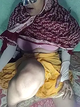 Hotty-Monaa online show from October 9, 5:06 pm