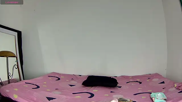 shantall ebony1 online show from November 29, 12:53 pm