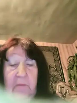 CrystalLime6411 online show from March 29, 4:28 pm