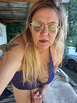 Misspapillon1840 online show from October 12, 2:19 pm