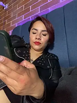 Snapshot of alejandra_prk26 chatting on October 4, 8:53 am alejandra prk26 online show from October 4, 8:53 am
