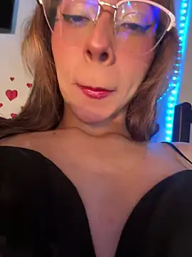 Fresi blonde online show from February 13, 5:31 am