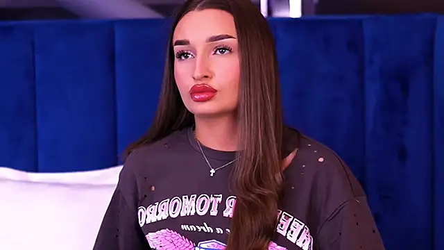 MillaSerene online show from October 23, 4:51 am