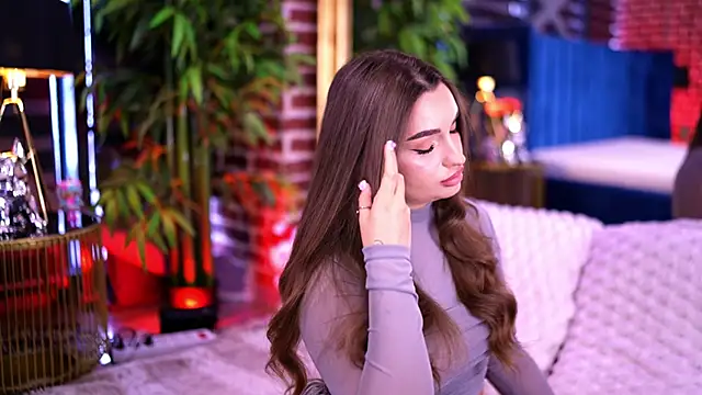 MillaSerene online show from February 20, 6:26 am