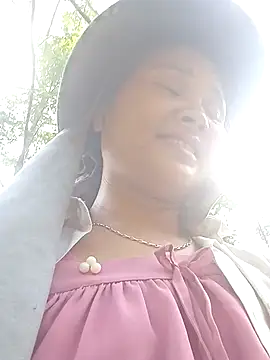 Heulwen-22 online show from October 19, 2:13 am