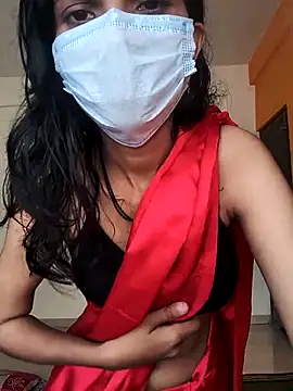 Shivani2002 online show from November 13, 8:46 am