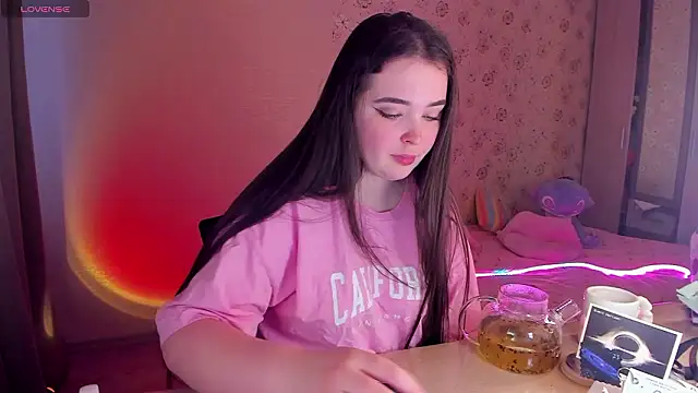 Alice next door online show from February 23, 2:05 pm