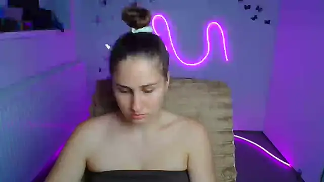 Stefanie Sweet online show from June 26, 11:33 am