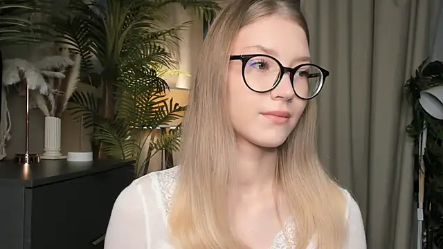 ChinBonnell online show from November 13, 5:39 am