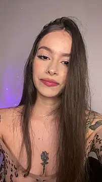 Snapshot of alysa_g_ chatting on October 22, 10:48 pm alysa g online show from October 22, 10:48 pm