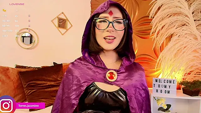 Jazmintorress online show from October 11, 1:47 pm