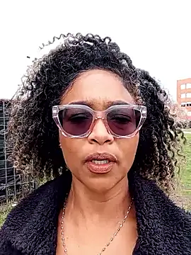 BiiancaEstradaa online show from April 17, 3:36 pm