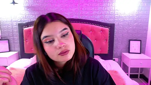 Natalie loffreda online show from September 22, 2:54 am