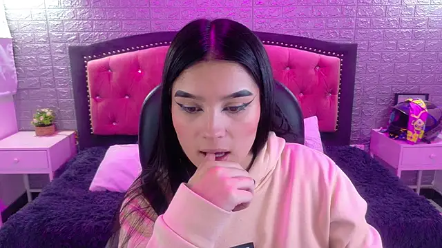 Natalie loffreda online show from February 9, 3:31 am