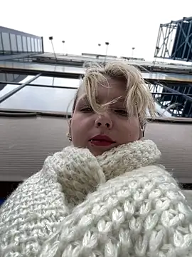 EveLittleSinner online show from October 23, 11:27 am