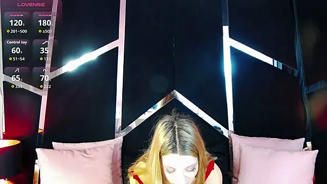 Snapshot of Breezelle chatting on September 28, 4:41 am Breezelle online show from September 28, 4:41 am