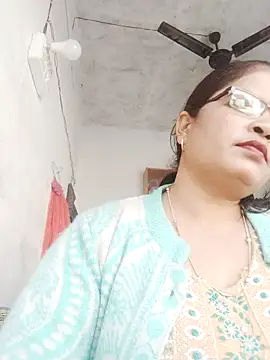 Bhavna hot online show from February 14, 10:06 am