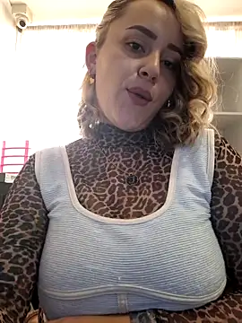 CurvyLust x online show from September 27, 3:08 pm