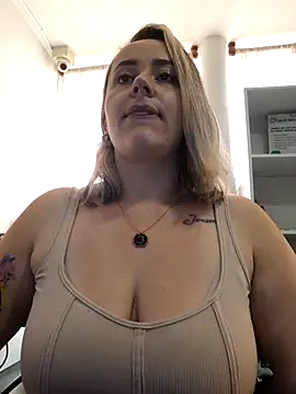 CurvyLust x online show from September 19, 3:11 pm