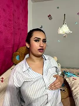 naomirouse  online show from January 12, 3:34 am