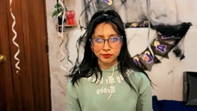 VioletxBloom online show from October 23, 10:05 pm