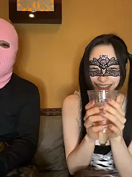 NENEandOJI online show from April 16, 12:49 pm