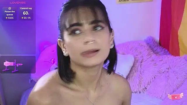 bella thixx online show from January 9, 4:50 am