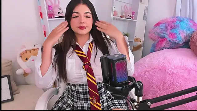 dolce antonellaa online show from March 3, 2:39 am